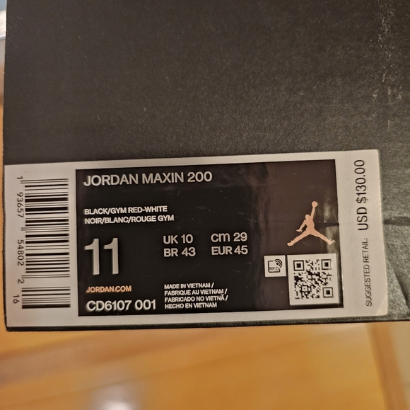 Jordan Black Athletic Shoes Performance Excellence - Picture 2 of 12